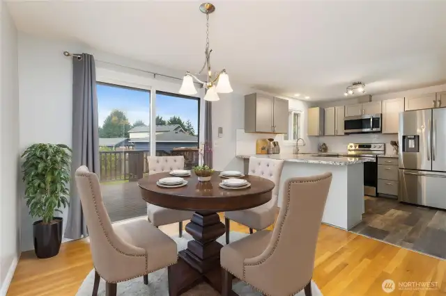 Dining Room *Virtually Staged*