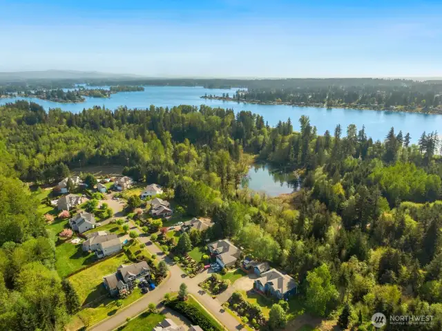 Close proximity to Lake Tapps Public Park and amenities!
