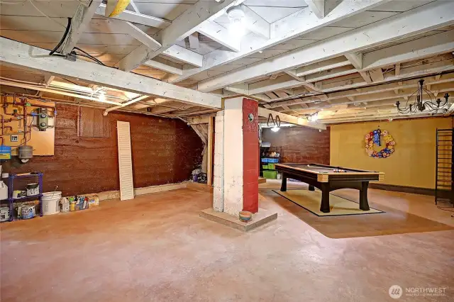 So much space downstairs!