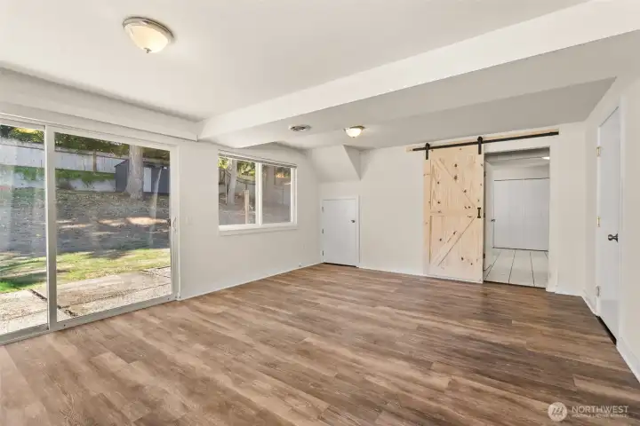 2nd Living Room