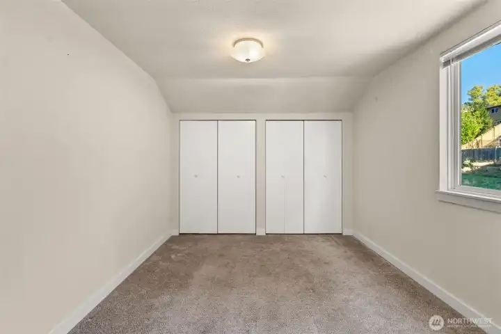 2nd Upstairs Bedroom