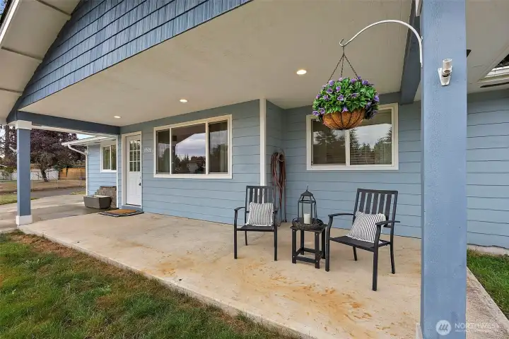 Curb Appeal Galore!