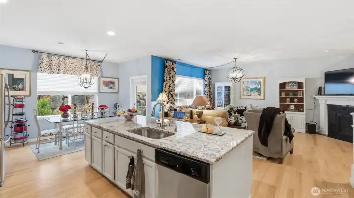 Center Island with Quartz Counters