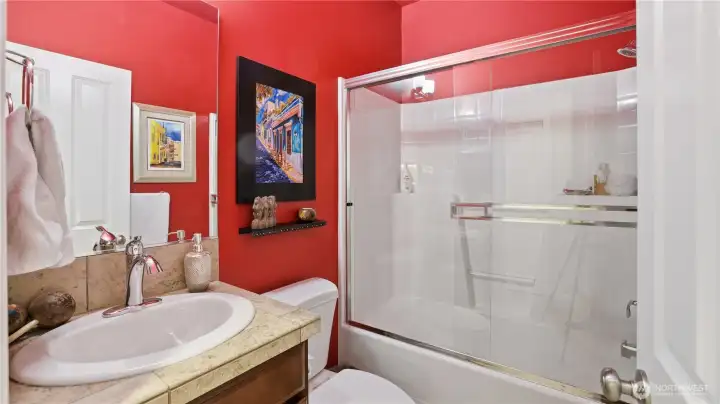 Main Floor Full Bath