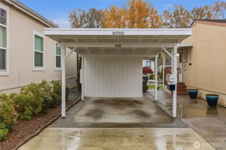 Room for 2 cars and a guest to visit