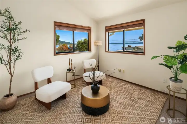 Bonus Room with stunning views.