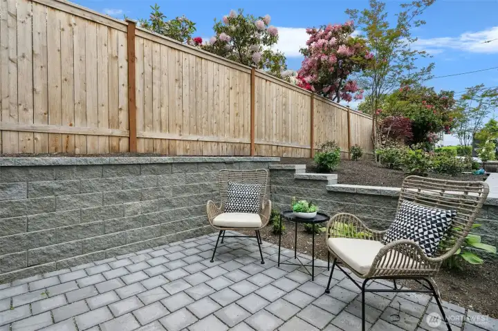 Indoor/outdoor living with effortless charm. Indoor/outdoor living with effortless charm.