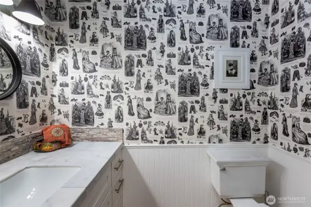 Beautifully decorated power room.
