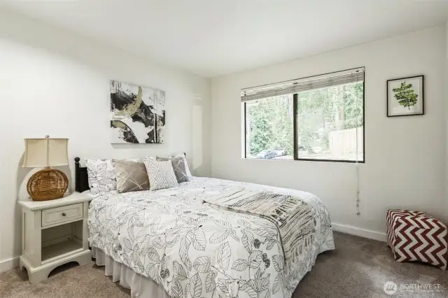 Upstairs guest bedroom