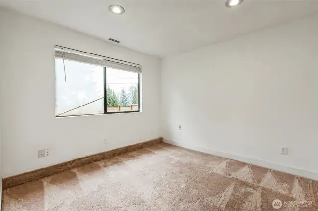 Downstairs bedroom1