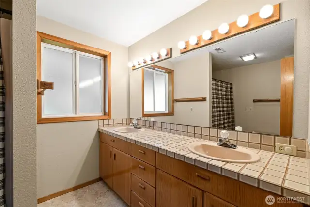 Main bathroom upstairs.