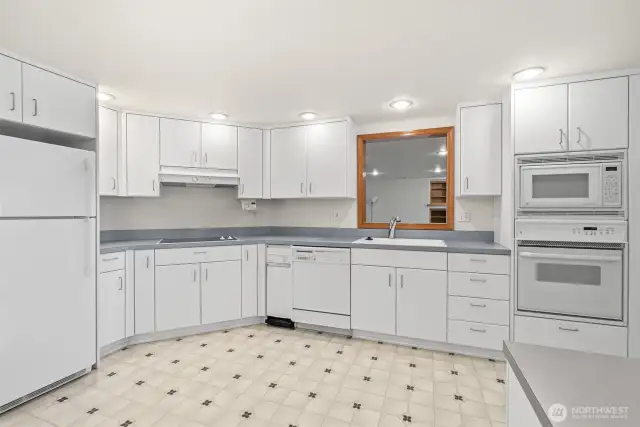 Downstairs Kitchen.