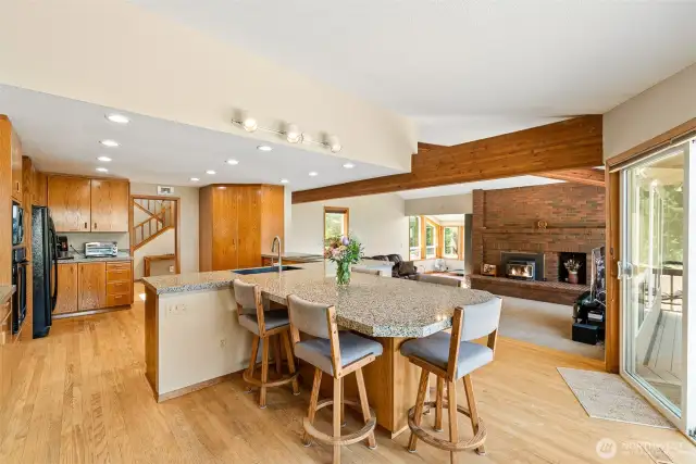 Huge kitchen with eat in bar area.