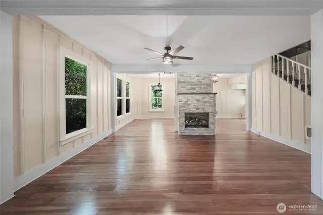 Propane gas fireplace