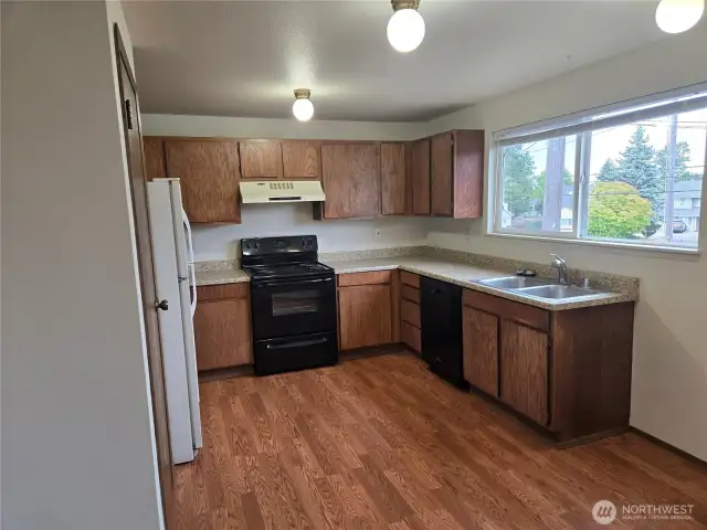 Nice sized kitchens with eating nook.
