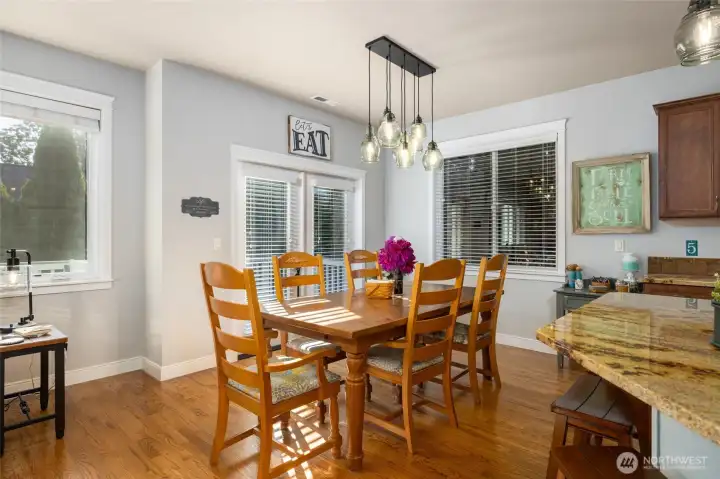 Enjoy dinner with friends and family in the dining area located just off the kitchen.  Oak floors.