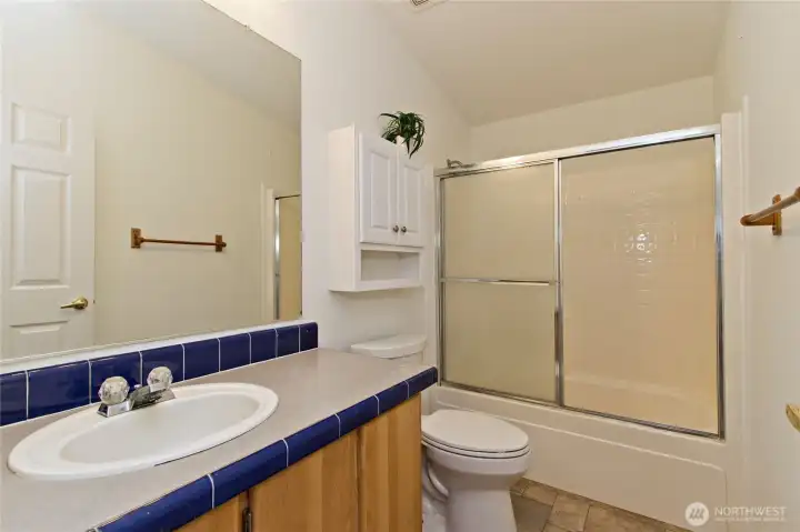 Main bathroom