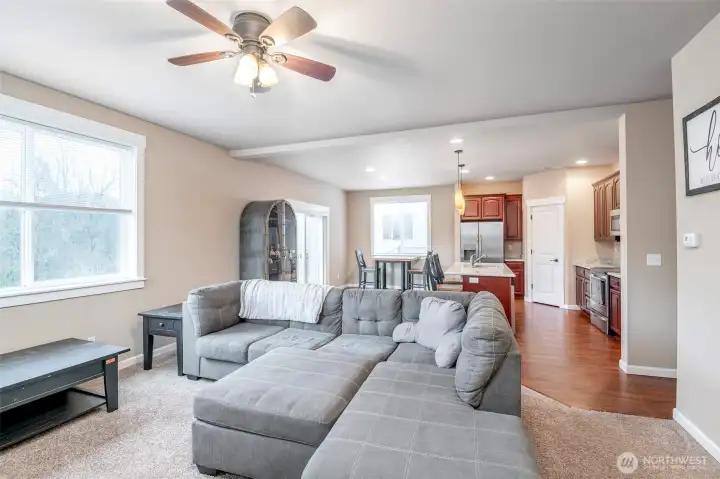 So much natural light.