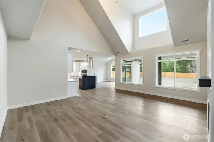 Photos are for illustration purposes only. Builder reserves the right to make changes without notification.