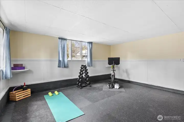 Flex space. Huge potential!