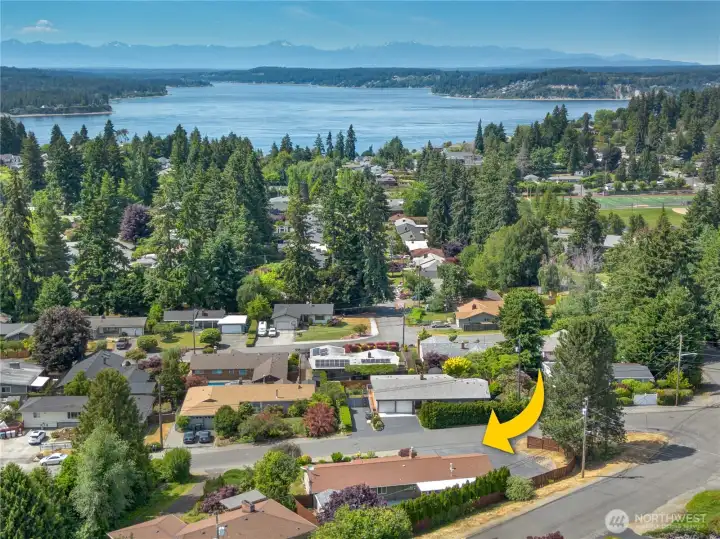 About 2.3 Miles to the nearest marina! Parks, Schools coffee and eateries are close. This location is really wonderful. About 2.3 Miles to the nearest marina! Parks, Schools coffee and eateries are close. This location is really wonderful.