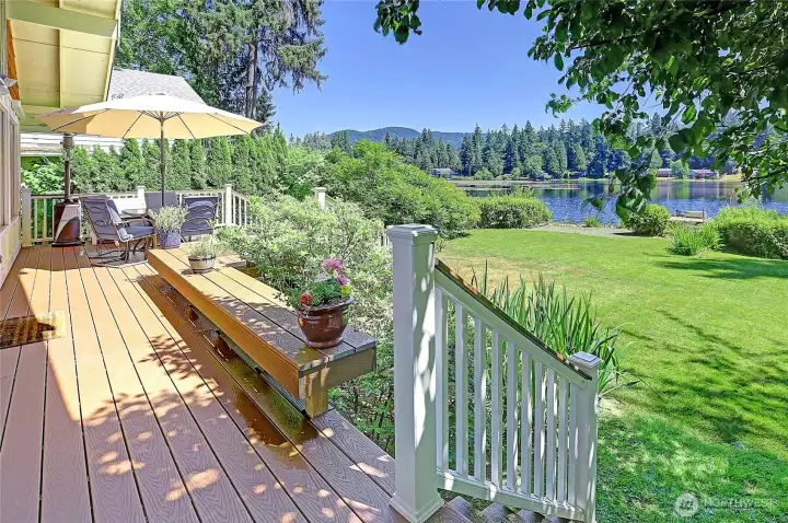 Great outdoor space for entertaining guests or simply relaxing and soaking up the sun.