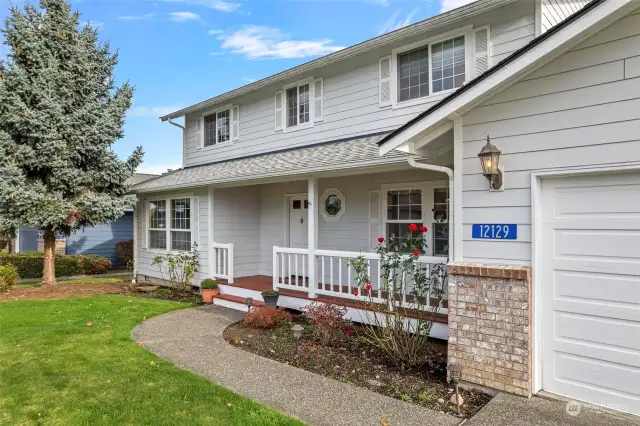 Covered front porch & entry