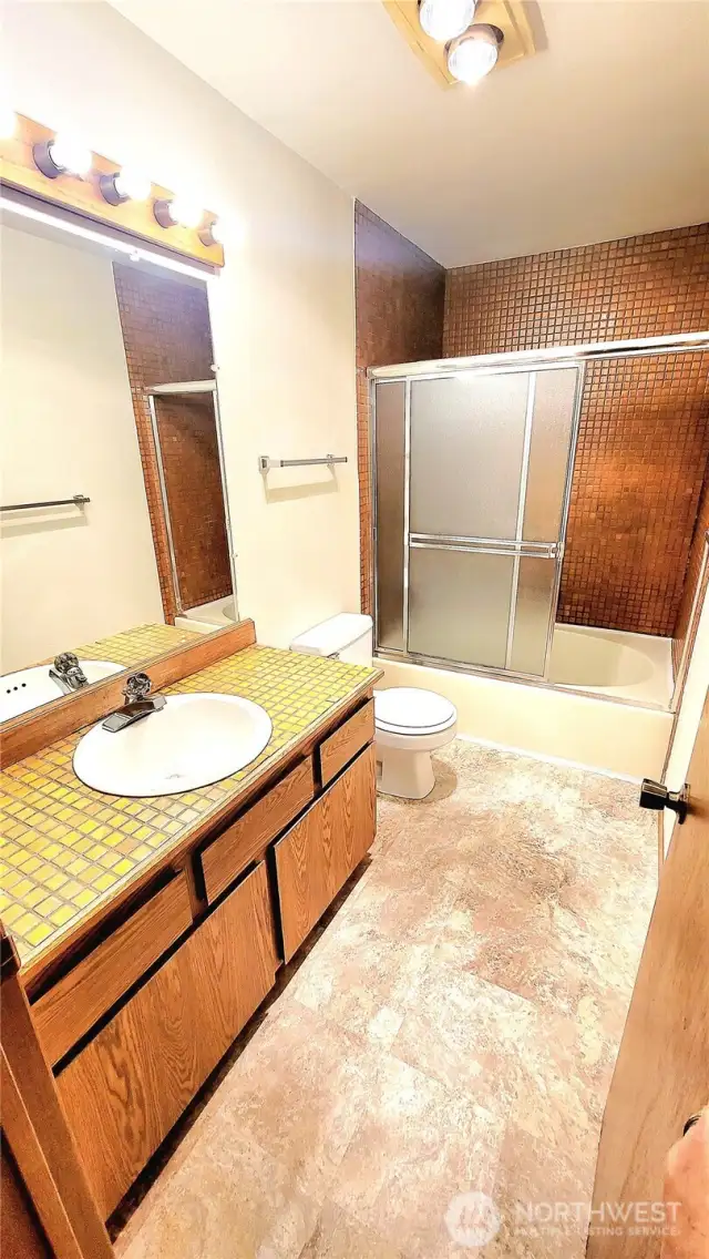 Full bathroom