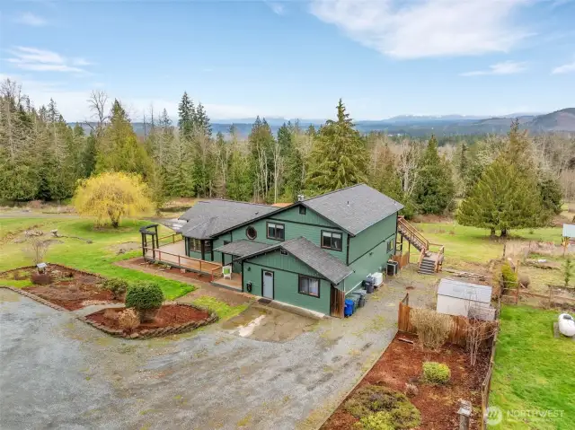 This property has so much parking, great for entertaining. All the "heavy lifting," has been done for you. New 50-year roof and skylights installed (2020) New Hardiplank siding (2024.) Whole home generator with automatic switch (2020) New Trex Deck and added stairs off 2nd floor Primary bedroom deck (2023.)