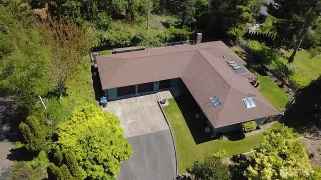 Beautifully landscaped yard with nice foliage for privacy