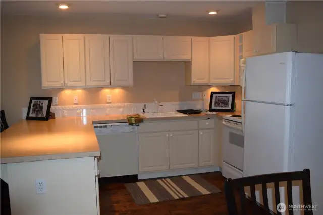 Cottage/ADU Kitchen