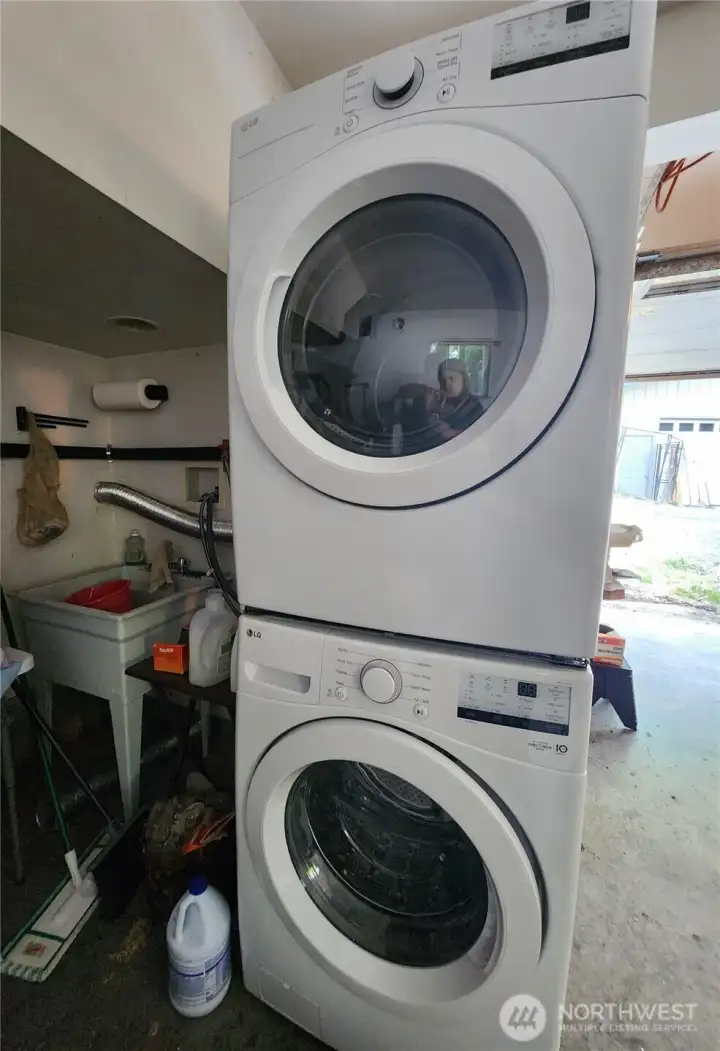 Laundry for ADU and utility sink in 1st garage