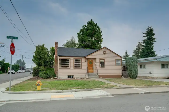 Corner Lot