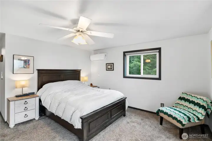 Upstairs bedroom #2