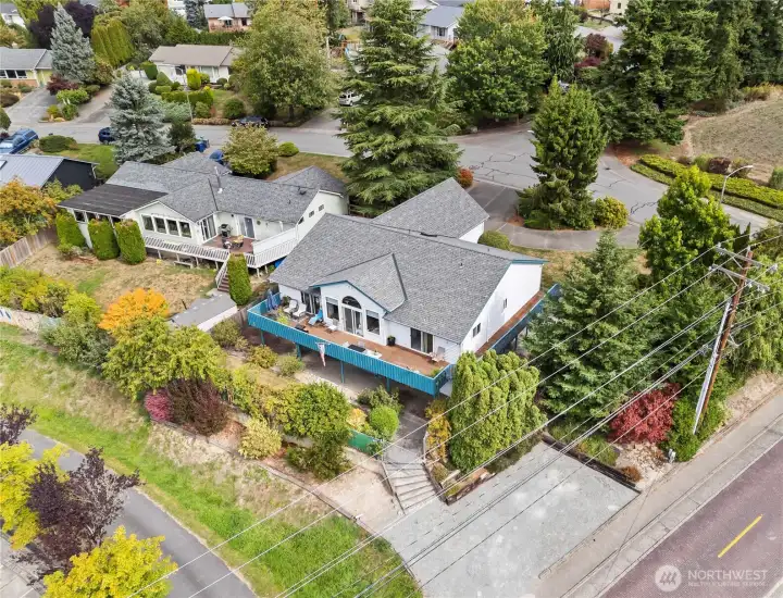 Pretty cool overhead view!