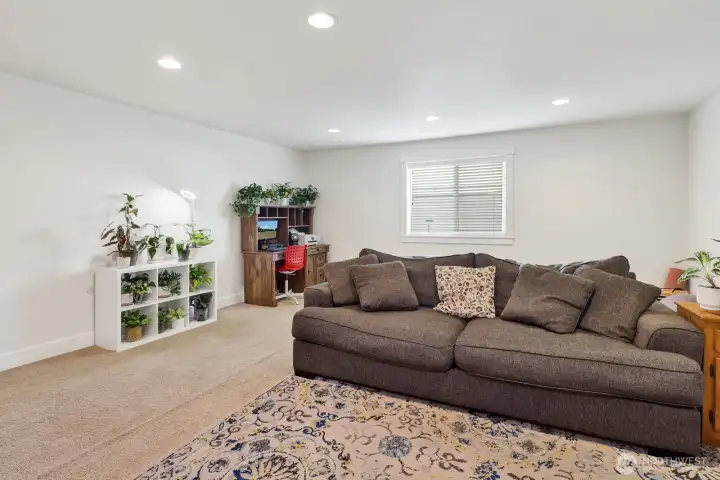 It’s a very spacious bonus room!