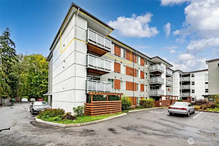 Top floor corner unit