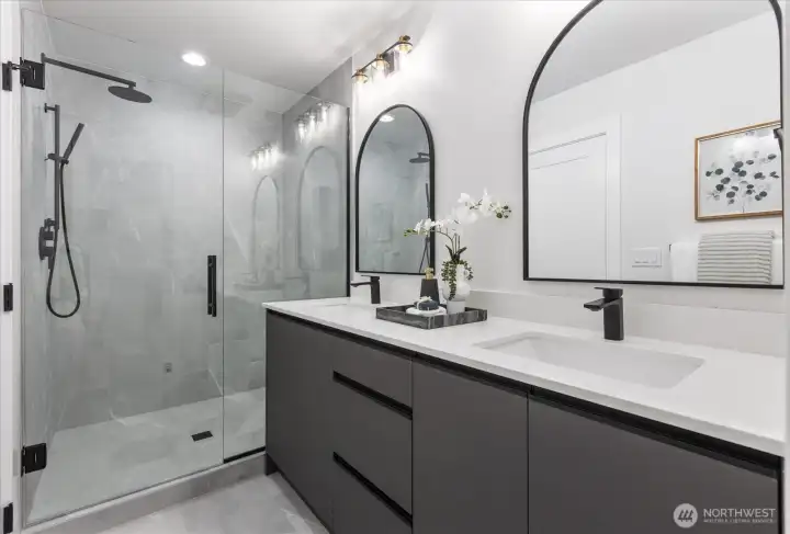 Photo of model home (3118)