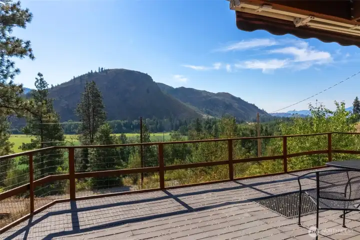 Chat about the day's plan and experience all the Methow has to offer.