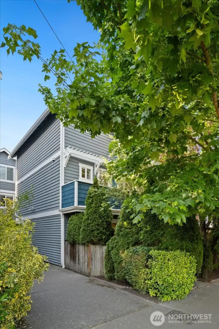 This location is ideally situated, just moments from Greenwood’s shops, cafés, parks, top-rated schools, and easy commuter access. Welcome Home!