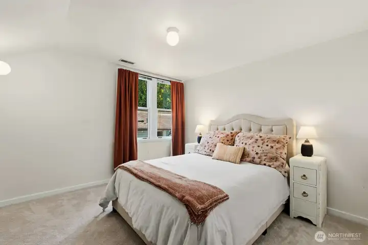 Upstairs Bedroom 1