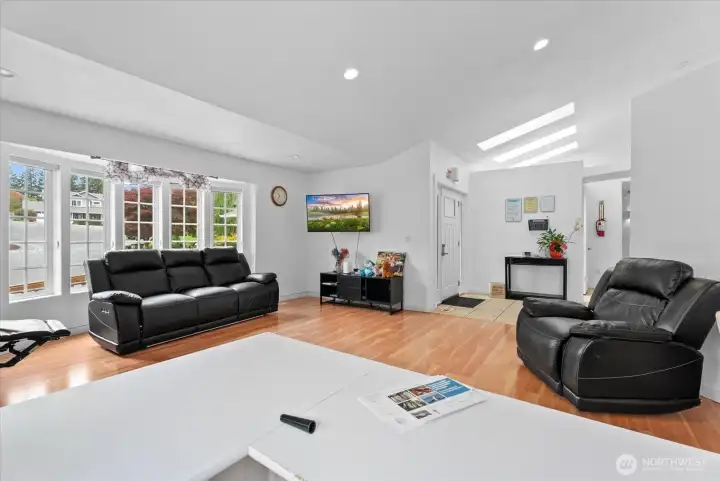 Open with Vaulted Ceilings