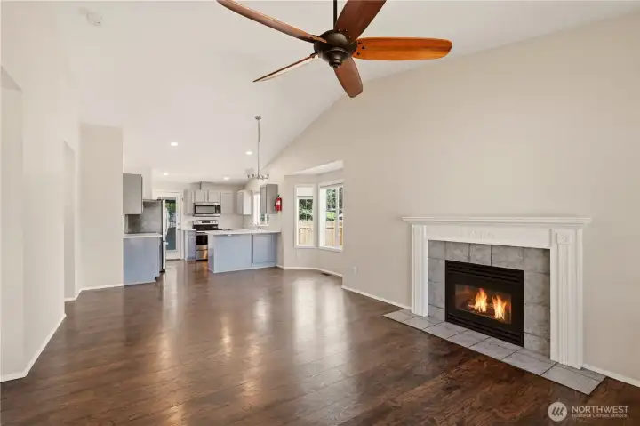Fireplace & Fan for whatever temperature you desire