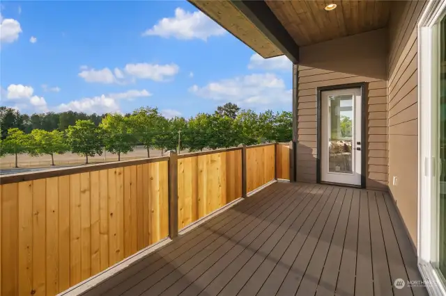 Covered Deck w/Access to Rear Yard