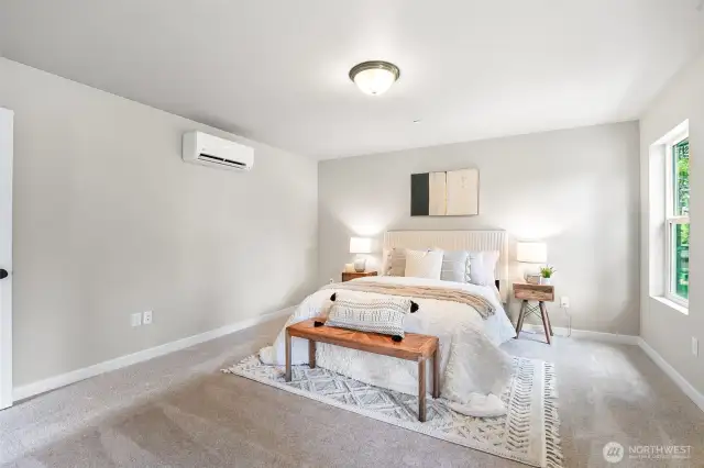 Photographs are for illustrative purposes only. Features, finishes, interior/exterior colors, landscaping and floorplan shown may vary from actual homes built.