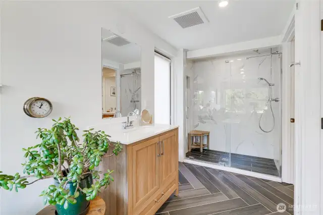 Primary bath