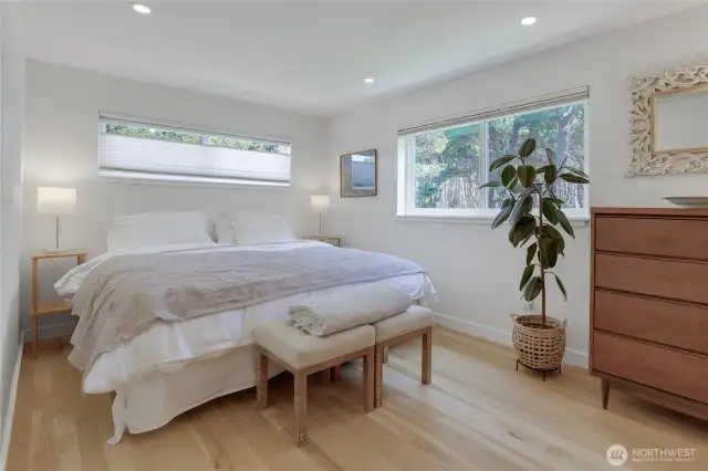 Bonus room/King Bed pictured