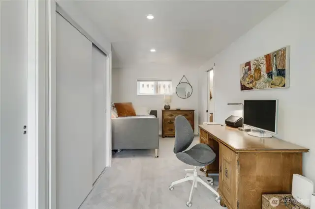 2nd bedroom/office