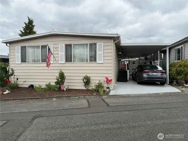 Mobile Country Club a premier 55+ park 1240 sq feet