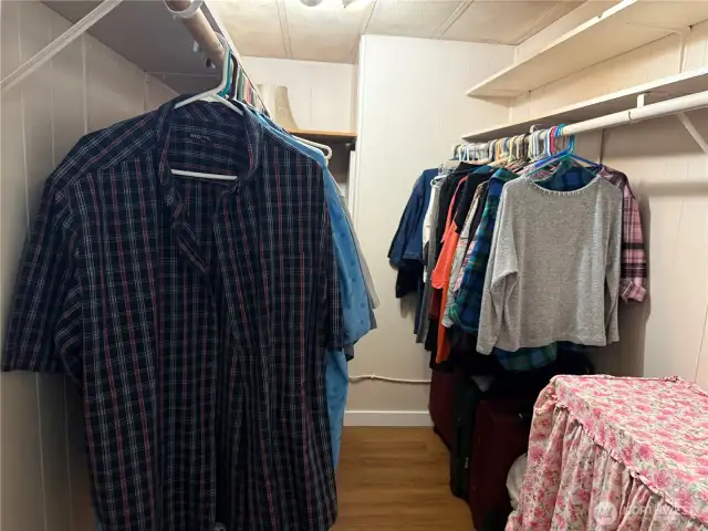 Primary walk in closet